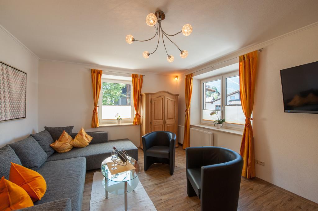 Appartements Al Castagno Ehrwald Kültér fotó